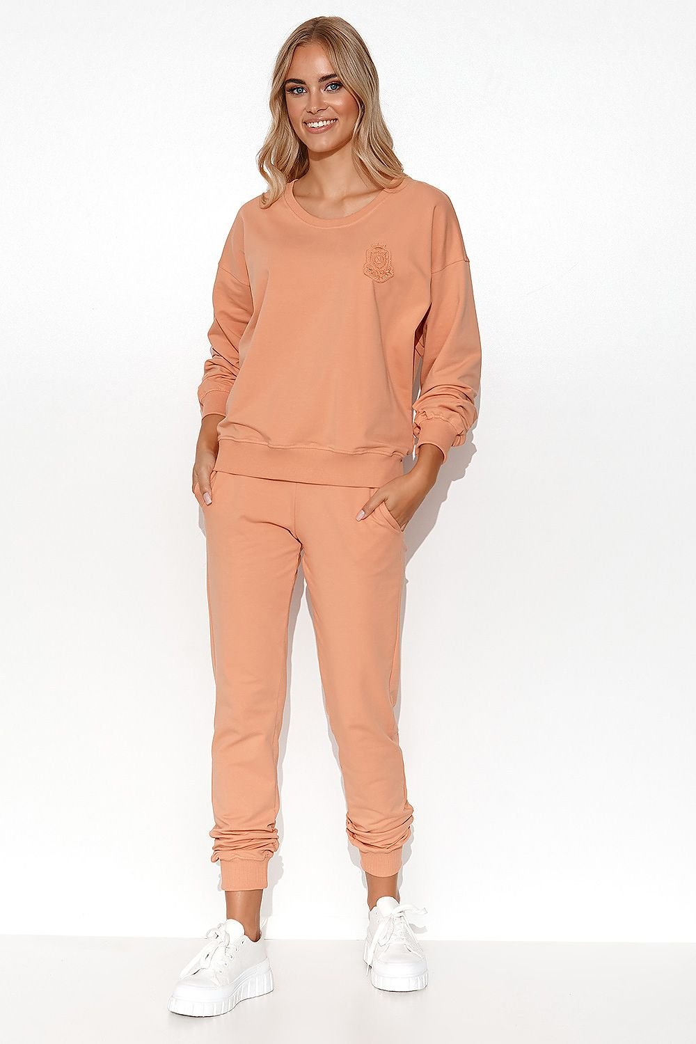 Women's Sweatshirt & Sweatpants Set Makadamia