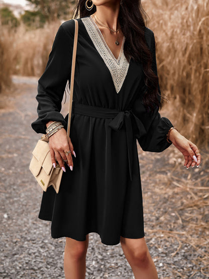 Women's elegant V-neck long-sleeved dress