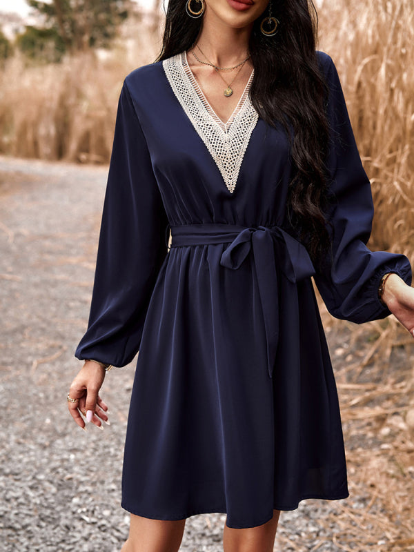 Women's elegant V-neck long-sleeved dress