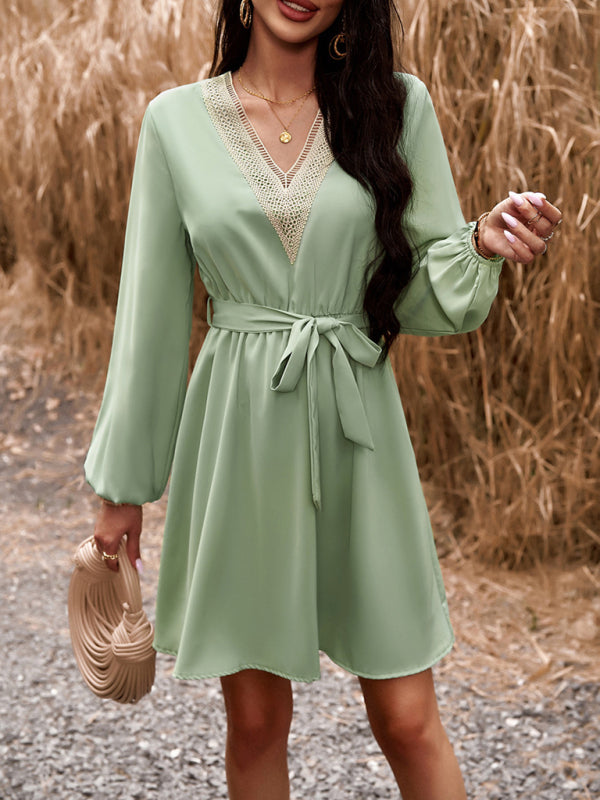 Women's elegant V-neck long-sleeved dress